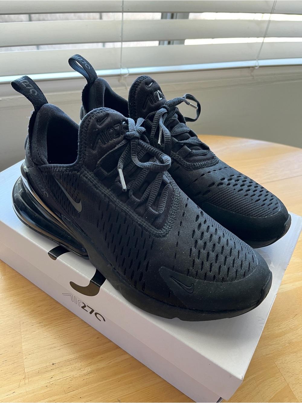 Women’s Nike Air Max 270
